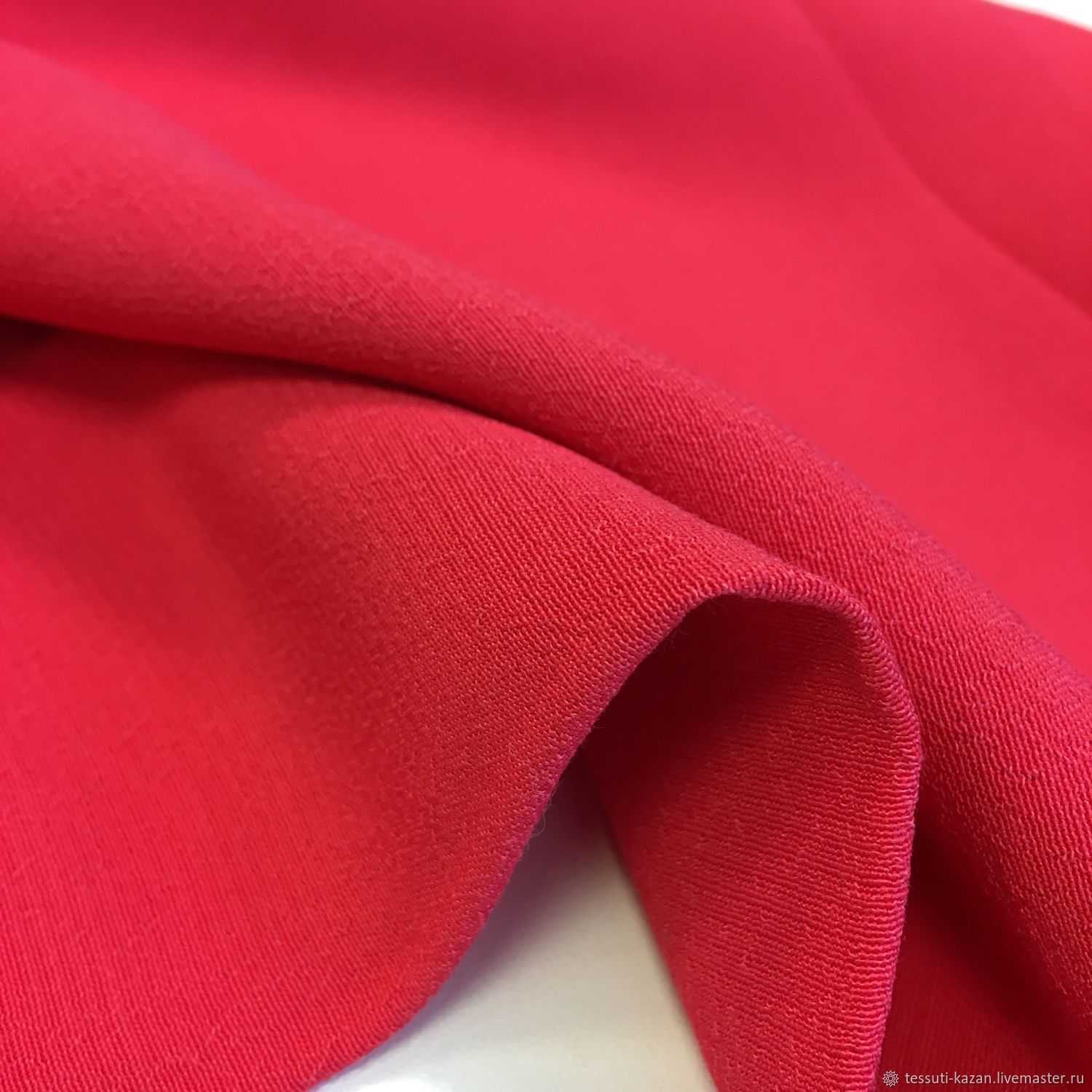 Штапель — легкая дышащая ткань для летней одежды