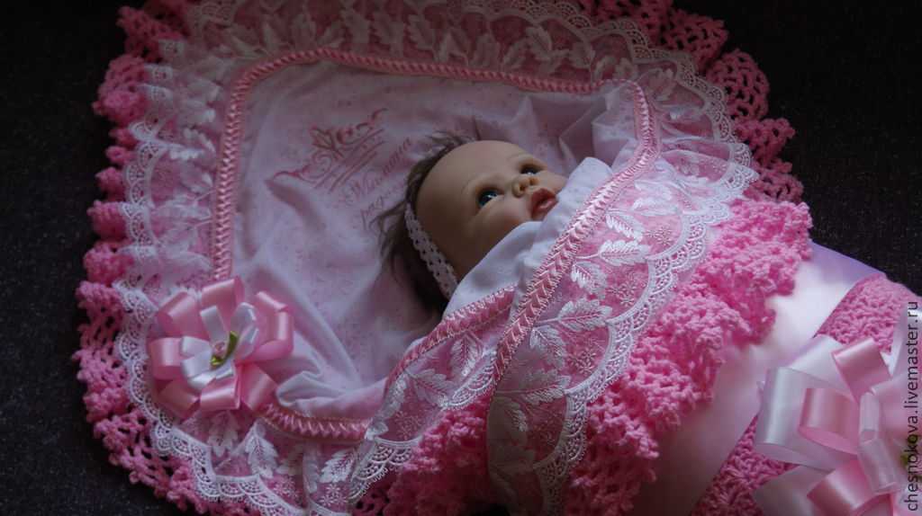 Одеяло на выписку своими руками: как сшить удобный конверт для новорожденных (85 фото)