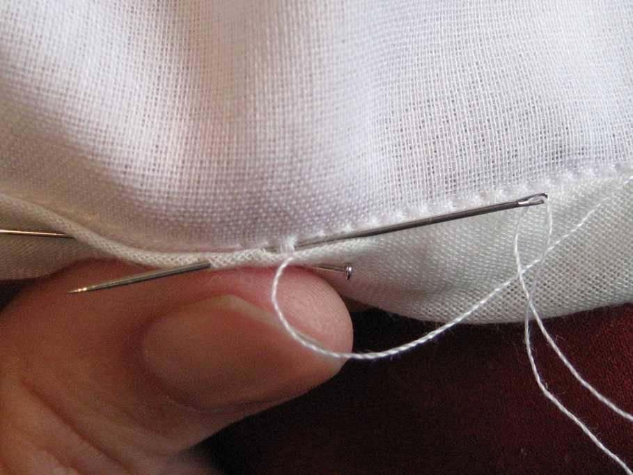 Шитье может быть легким и интересным! как правильно подшить шторы на швейной машинке?
