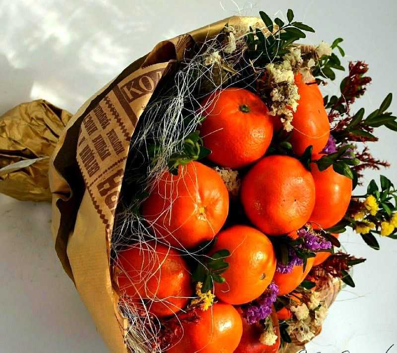 Букет с фейхоа и мандаринов