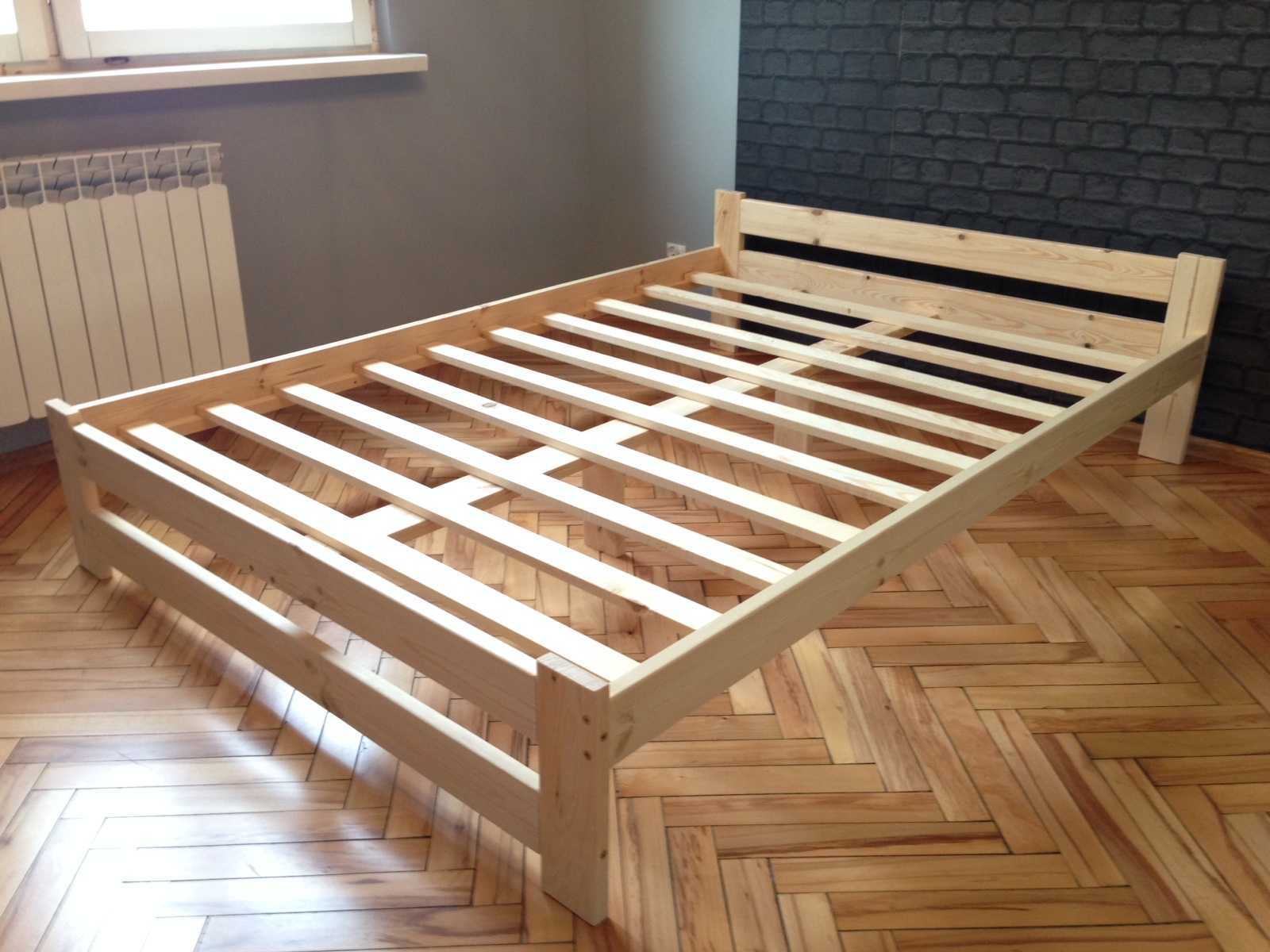 Самодельная кровать из дерева. Кровать из дерева. Деревянный каркас кровати. Каркас кровати из дерева. Каркас двуспальной кровати.