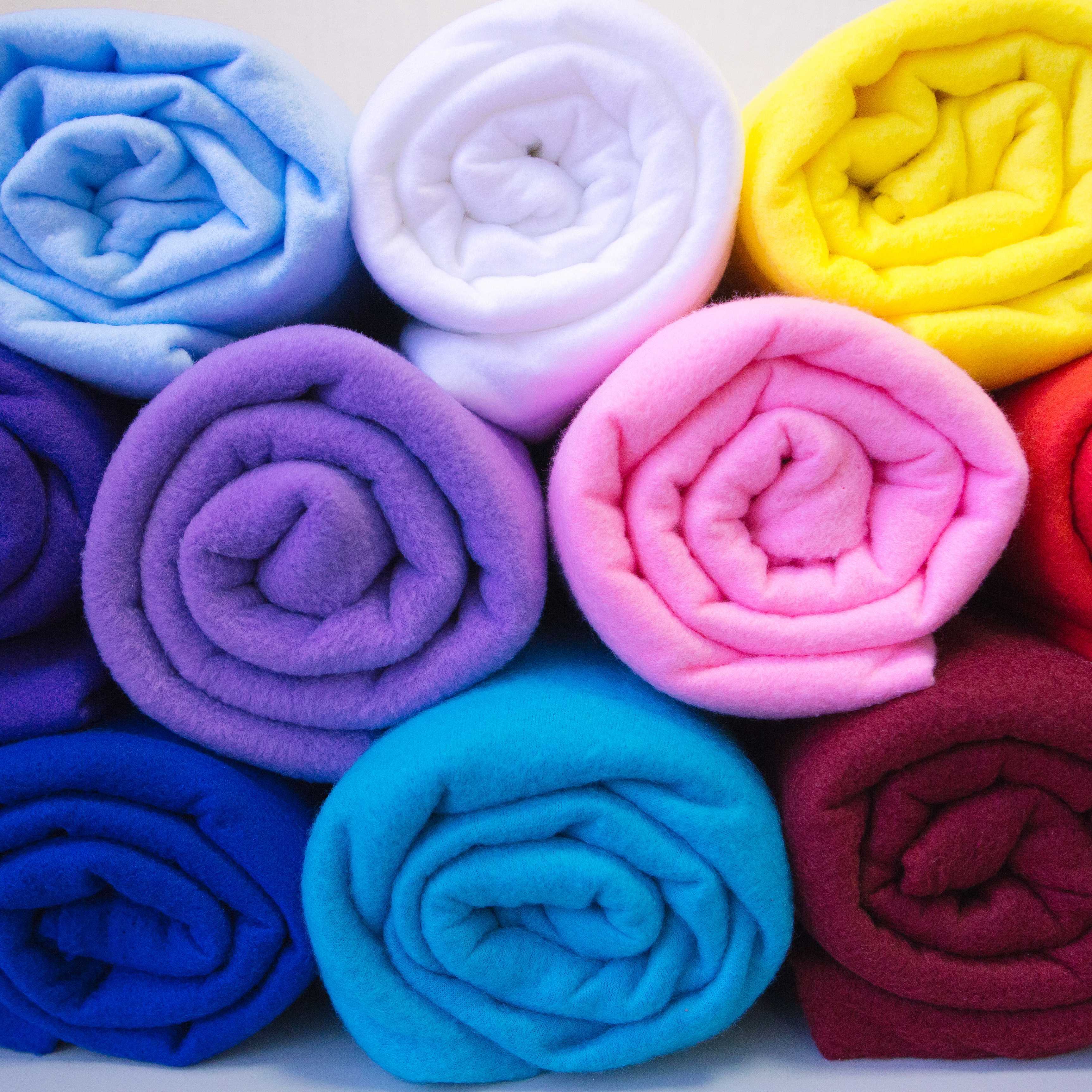 Флис — синтетическое трикотажное полотно из полиэстера для изготовления теплой одежды